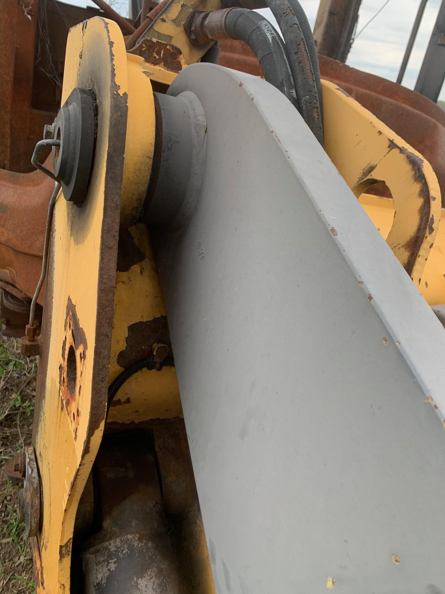 2011 VOLVO L70F - Image 2